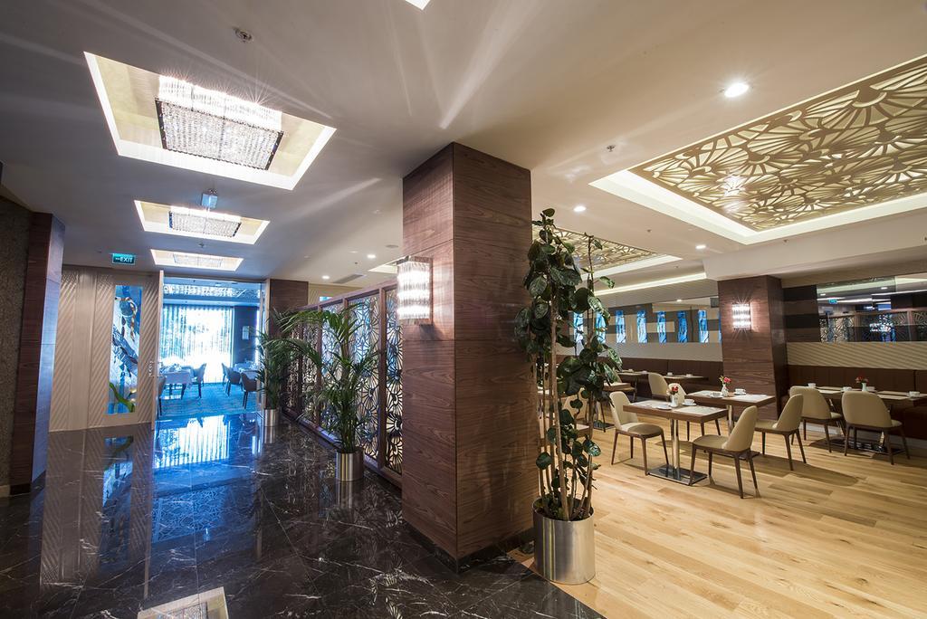 Hotel Ramada By Wyndham Gemli̇K Gemlik Exteriér fotografie